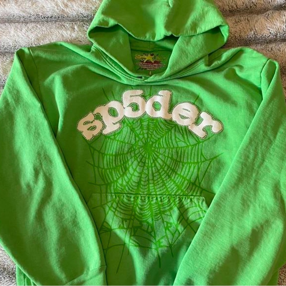 Green Spider Graphic Hoodie